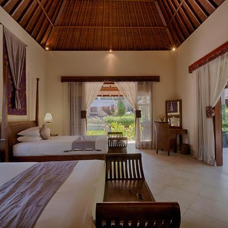 Kutus Kutus Saba Beach Villa Джокьякарта Экстерьер фото