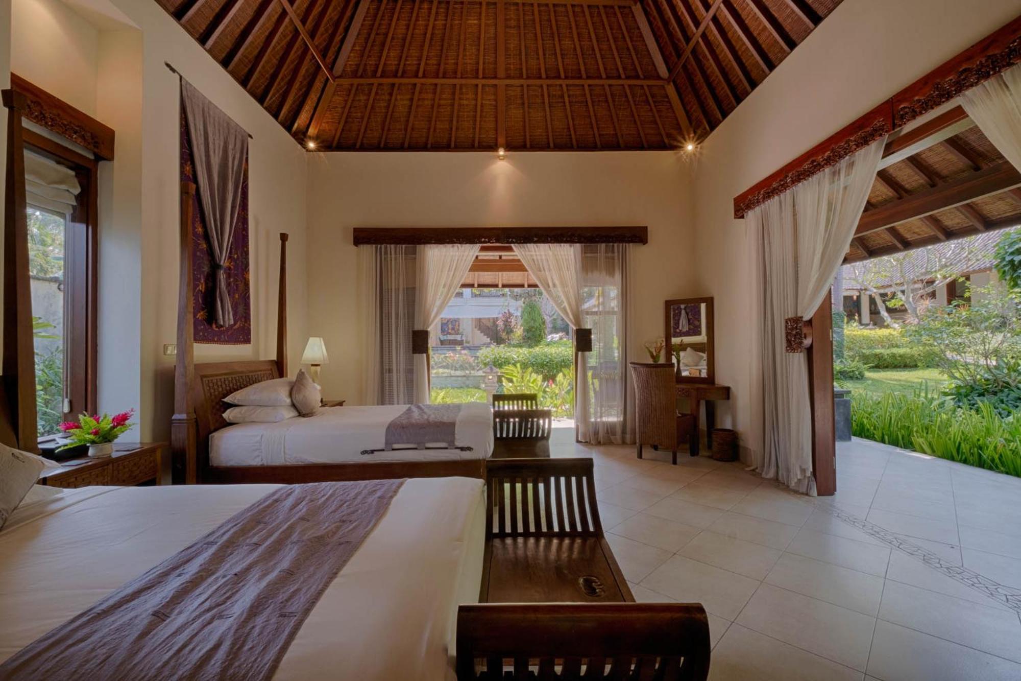 Kutus Kutus Saba Beach Villa Джокьякарта Экстерьер фото
